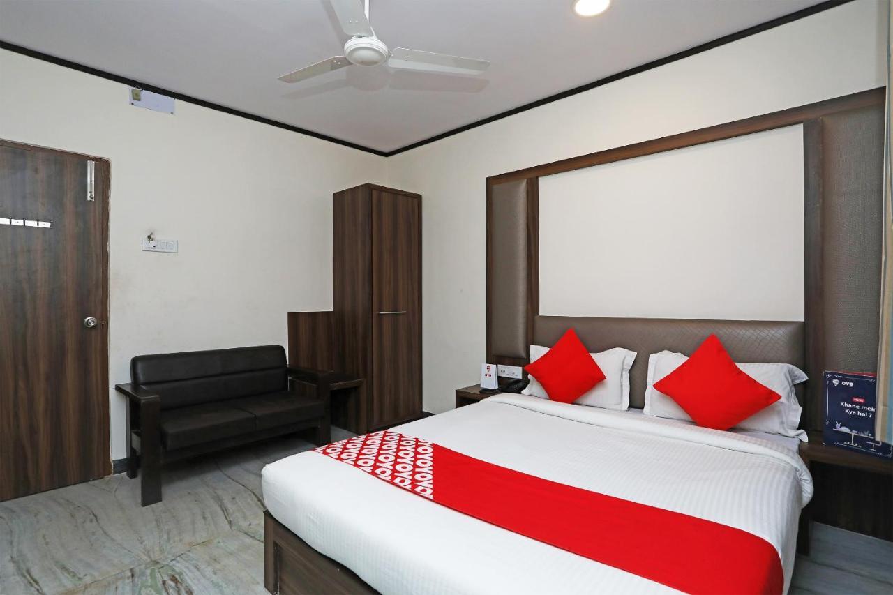 Oyo 15966 Hotel Shivam Калькутта Экстерьер фото